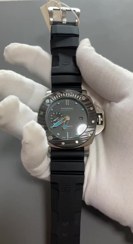 Superclone Panerai Luminor Submersible 1860 BMG-TECH Mens Watch PAM00799-fasswatch