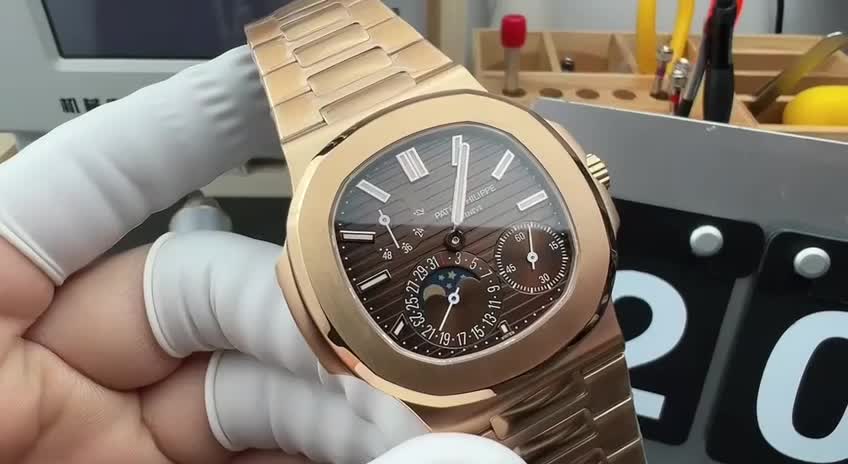 Patek Philippe Nautilus 5712 RG PPF 1:1 Best Edition Brown Dial on RG Bracelet PPF240 Super Clone V4+-fasswatch