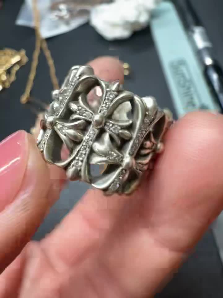 Chrome Hearts Cross Ring - Gothic 925 Sterling Silver Jewelry | David Studio