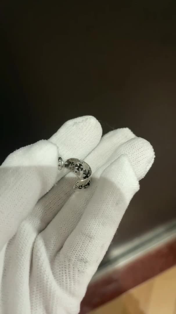 Chrome Hearts Cross Ring - Gothic 925 Sterling Silver Jewelry | David Studio