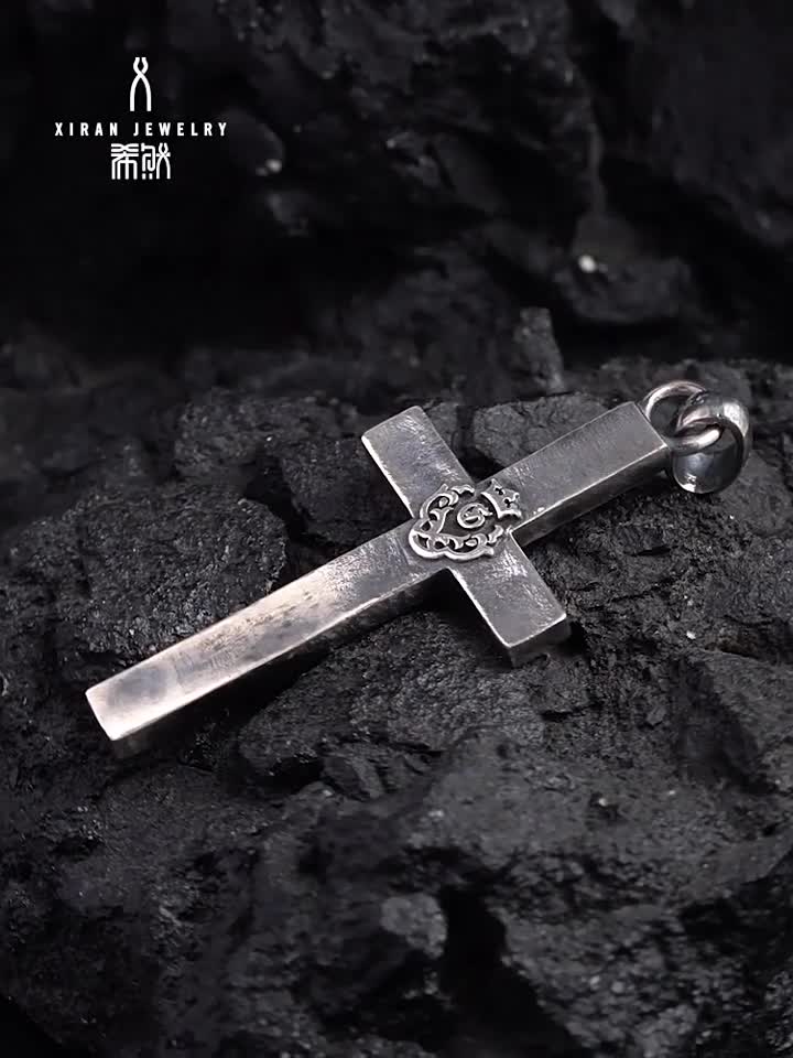 Chrome Hearts Cross Ring - Gothic 925 Sterling Silver Jewelry | David Studio