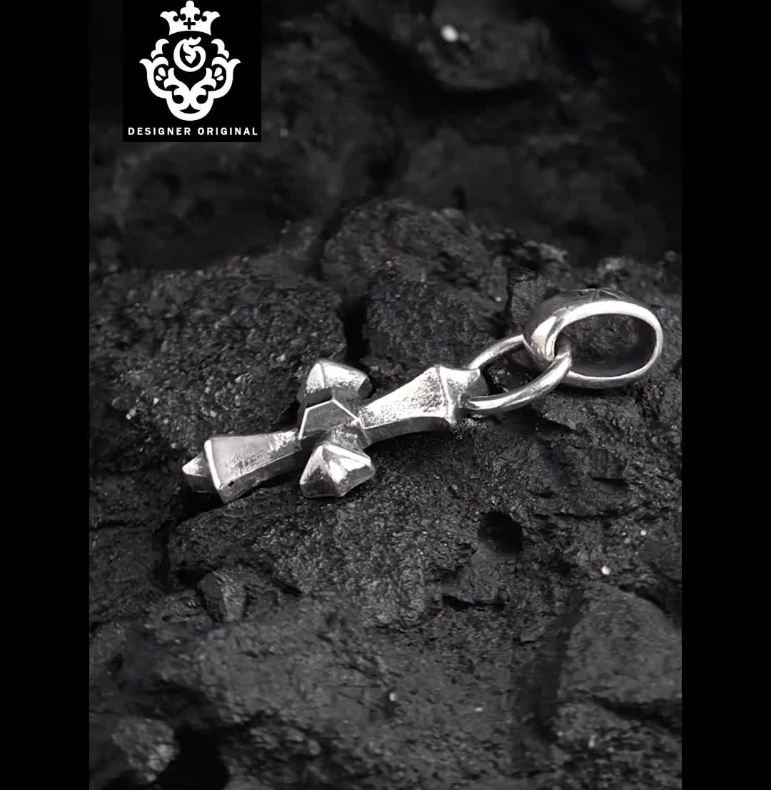 Chrome Hearts Cross Ring - Gothic 925 Sterling Silver Jewelry | David Studio