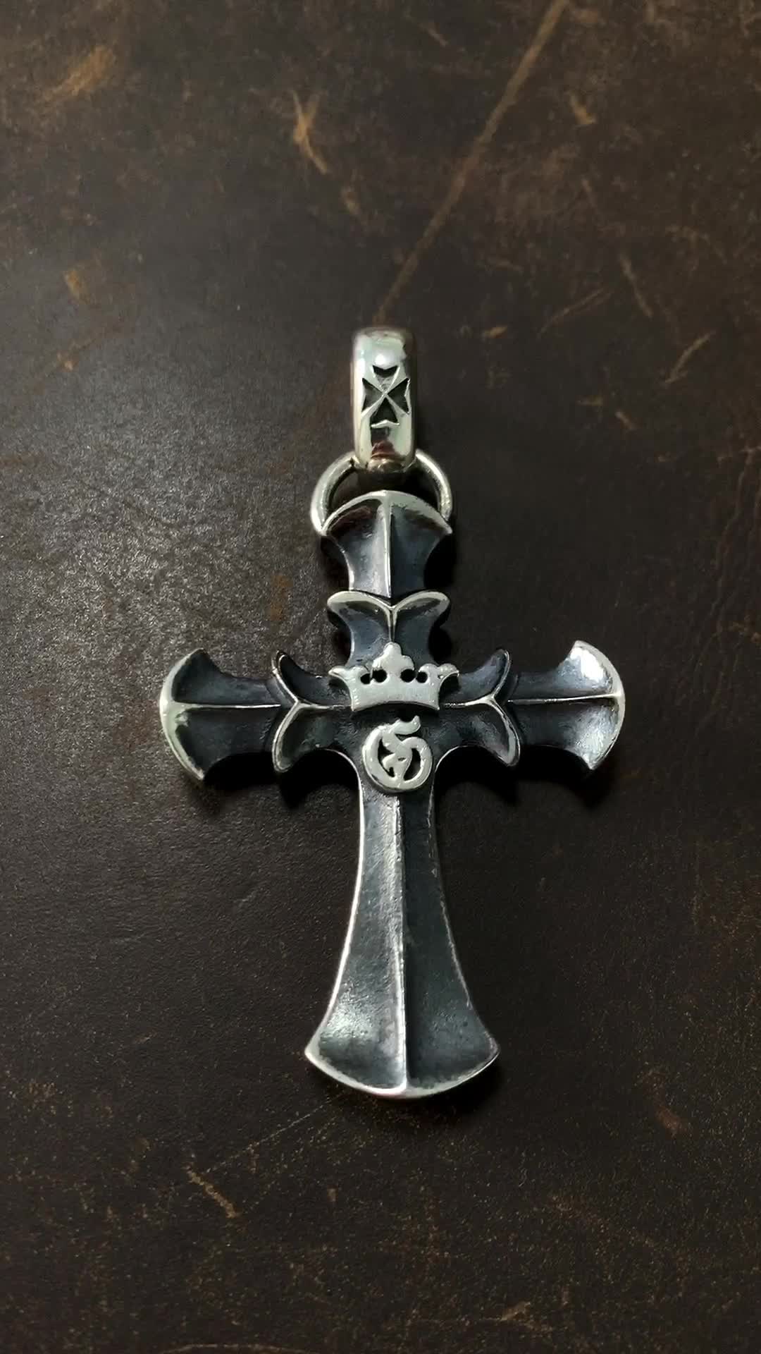 Chrome Hearts Cross Ring - Gothic 925 Sterling Silver Jewelry | David Studio