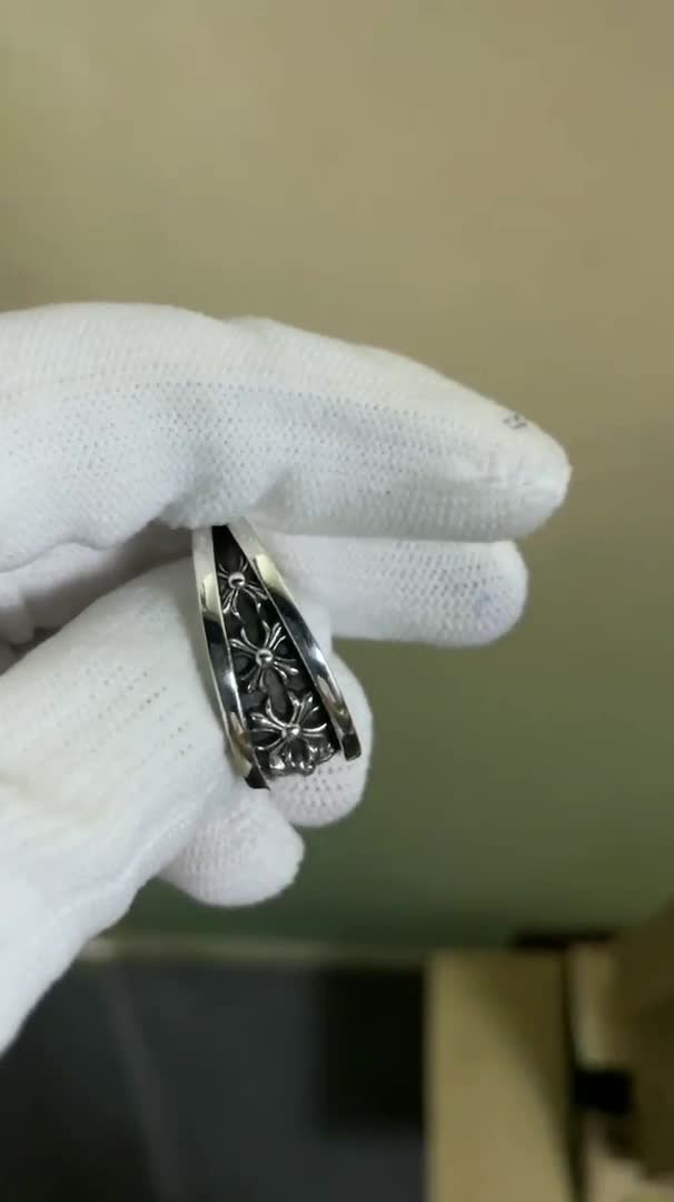 Chrome Hearts Cross Ring - Gothic 925 Sterling Silver Jewelry | David Studio
