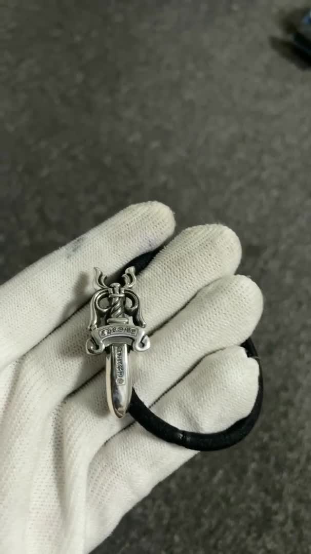 Chrome Hearts Cross Ring - Gothic 925 Sterling Silver Jewelry | David Studio